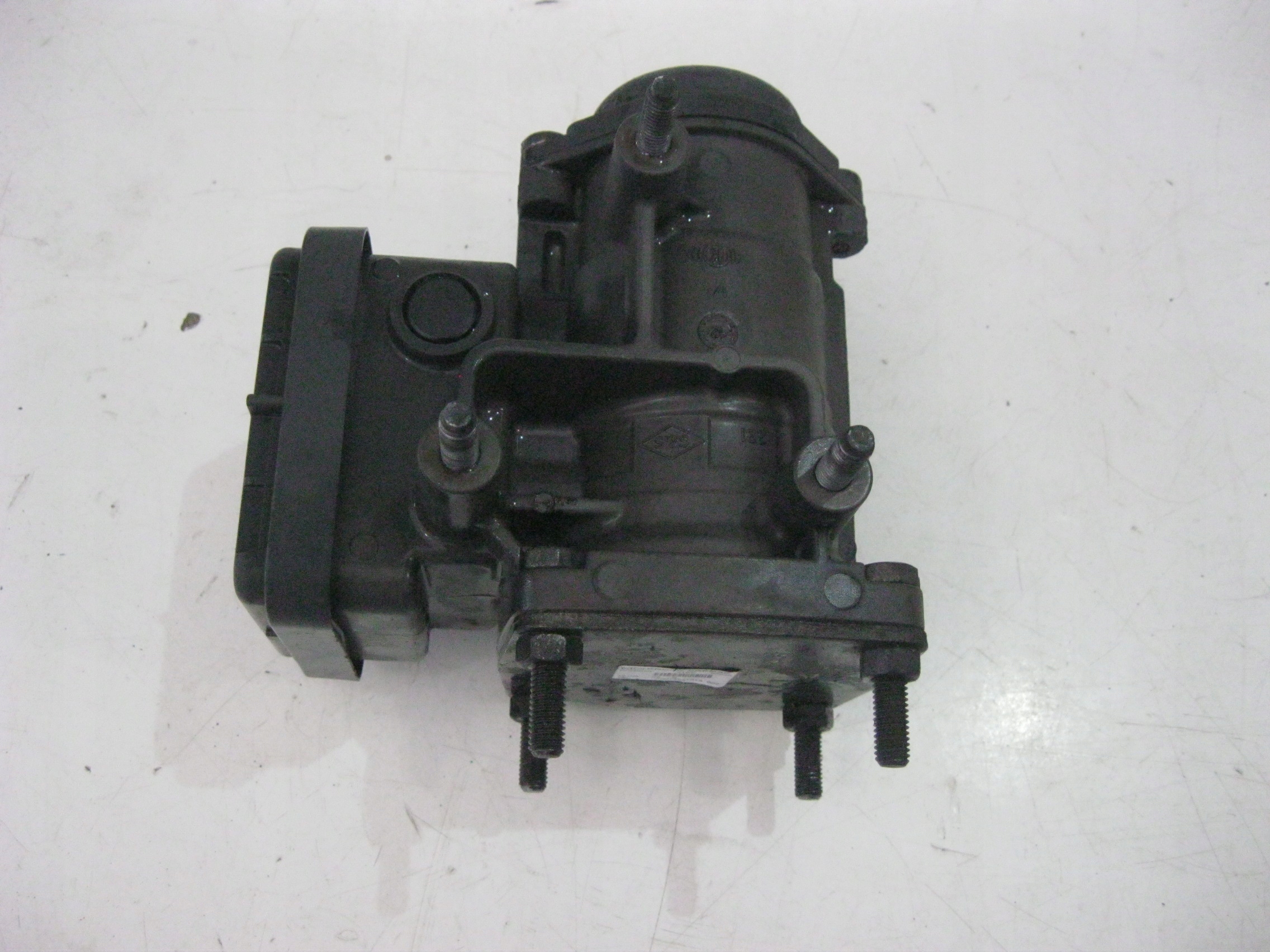 MERCEDES ACTROS MP4 ZAWÓR HAMULCOWY A0014311013