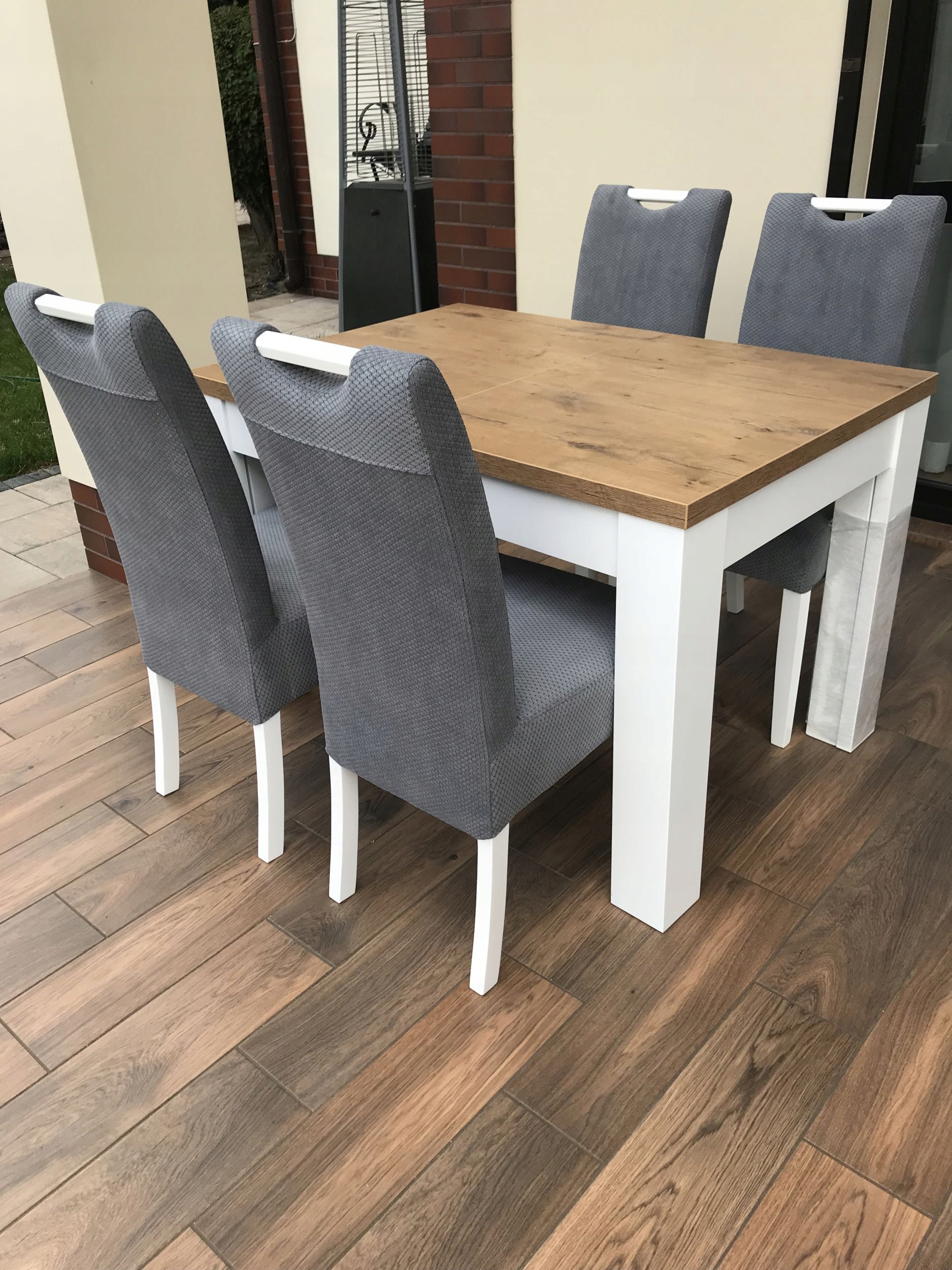 Zestaw Stół Dąb Lancelot 140/80/180 cm + 4 krzesła