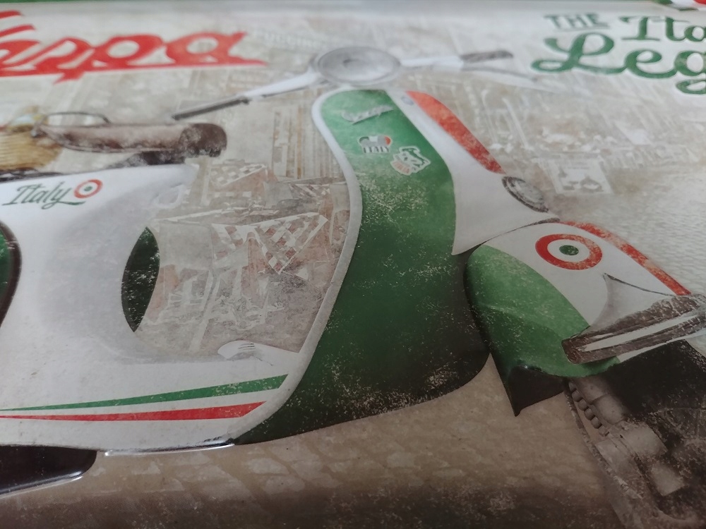 Tablica szyld VESPA ITALIAN LEGEND blacha 30x40 Numer katalogowy producenta 23283