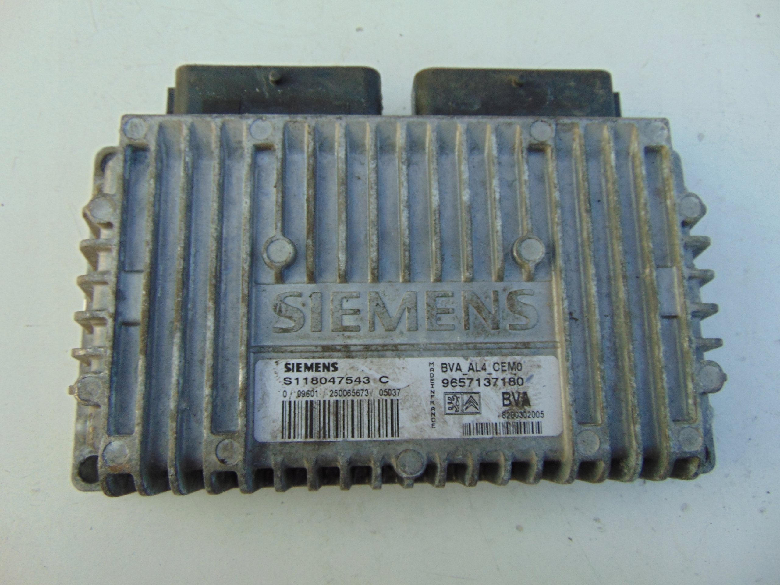 МОЗГИ S118047543c 9657137180 PEUGEOT CITROEN