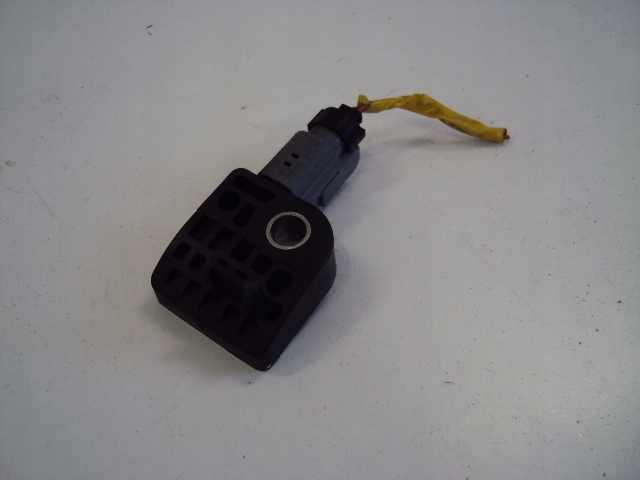 CZUJNIK UDERZENIA HYUNDAI VELOSTER 2012