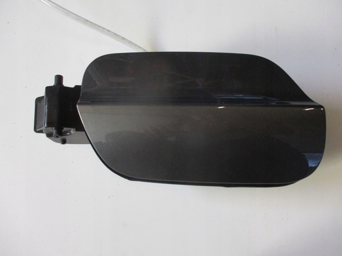 ЛЮЧОК ЗАЛИВА VW TOUAREG 3 760p0010761a