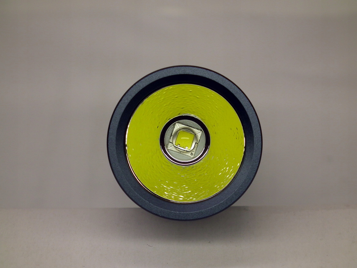 Bocialarka Convoy S21A 1800lm SST-40 5000K ref. OP Kolor dominujący odcienie szarości