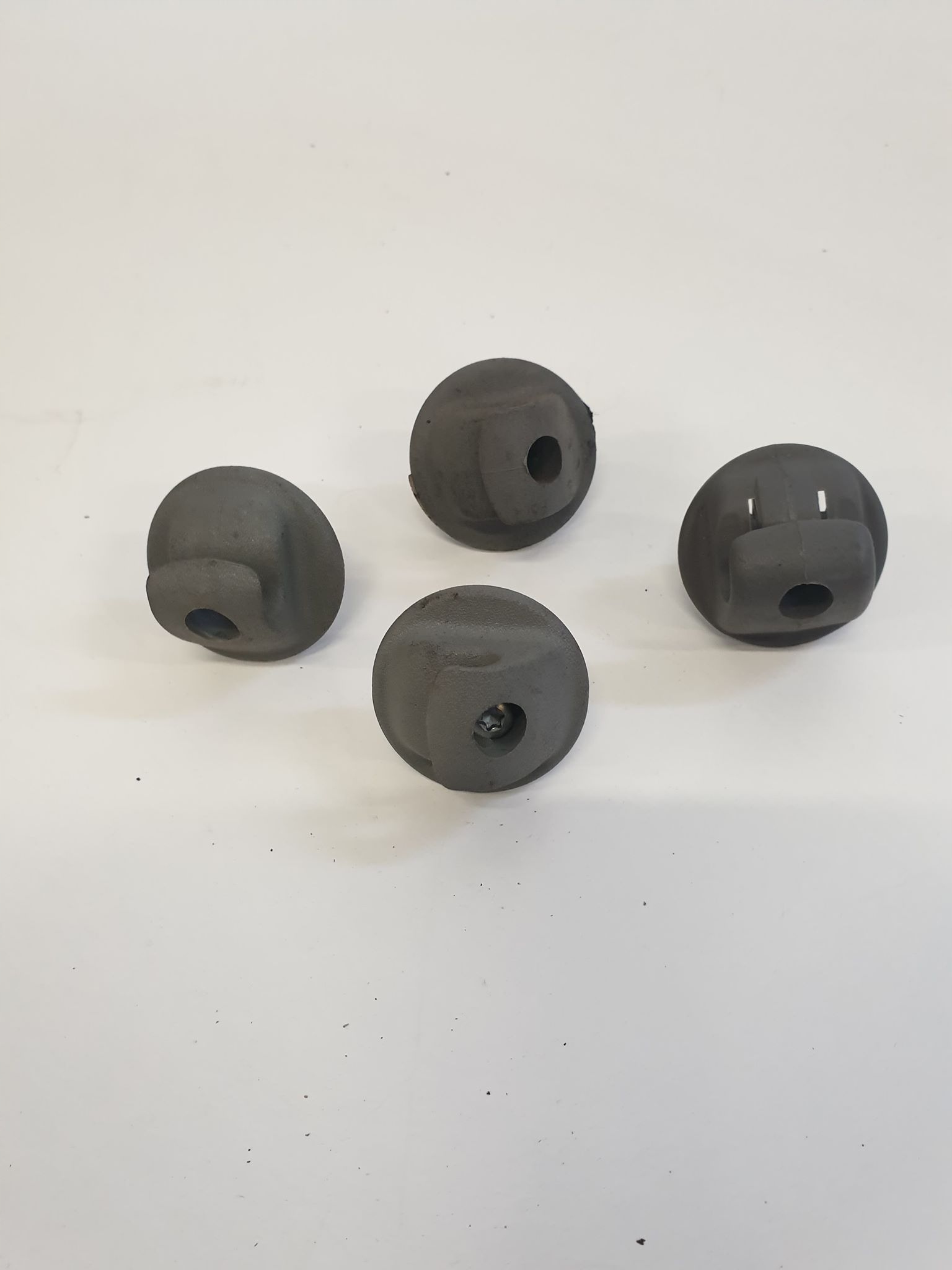 UCHWYT OSŁONY SŁONECZNIK TRAFIC VIVARO PRIMASTAR