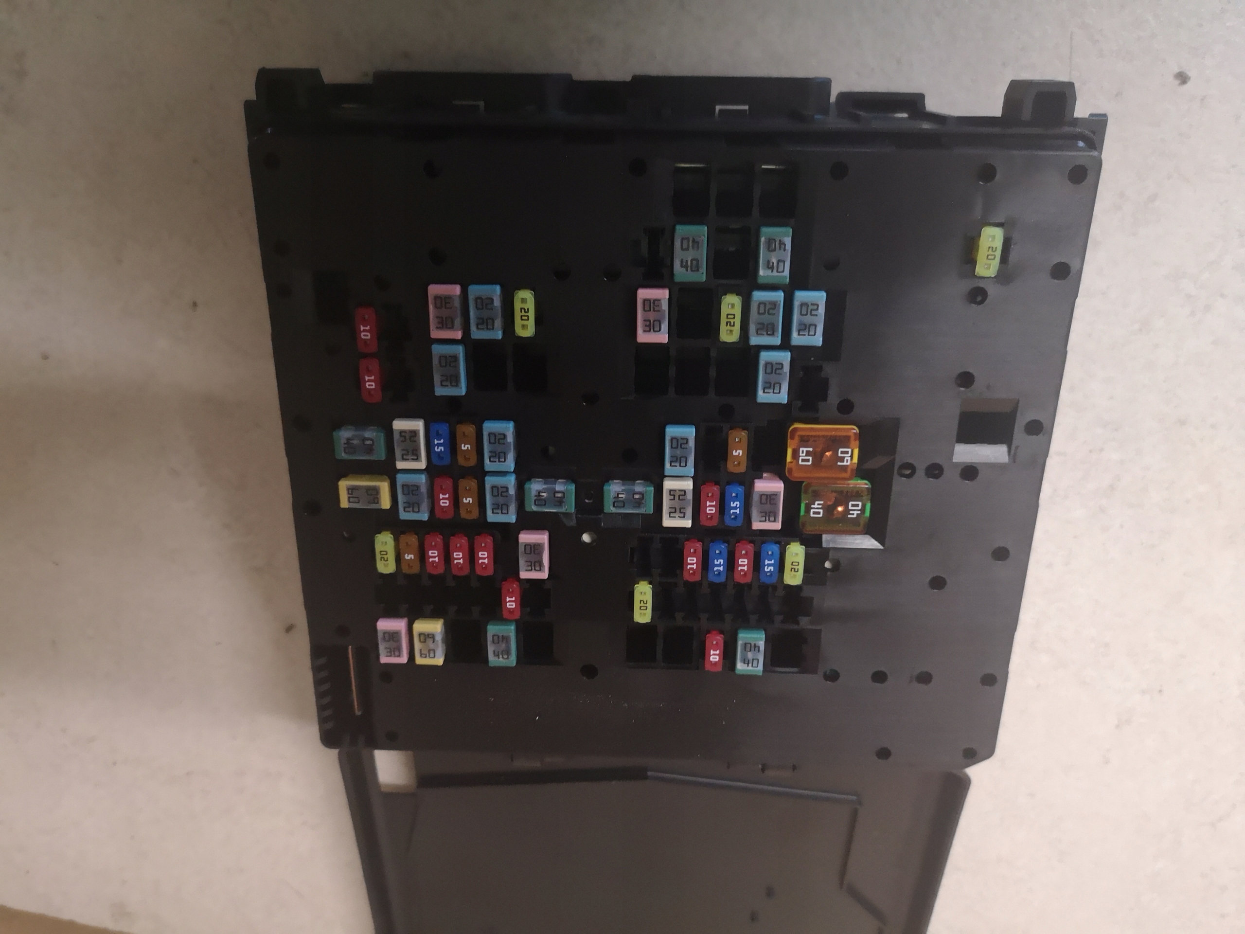 FORD FOCUS MK4 1.0 ECOBOOST SKRZYNKA BEZPIECZNIKÓW Numer katalogowy części JX6T-14D068-BD