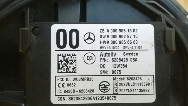 RADAR ZE ZNACZKIEM MERCEDES 0009051302 0009056600