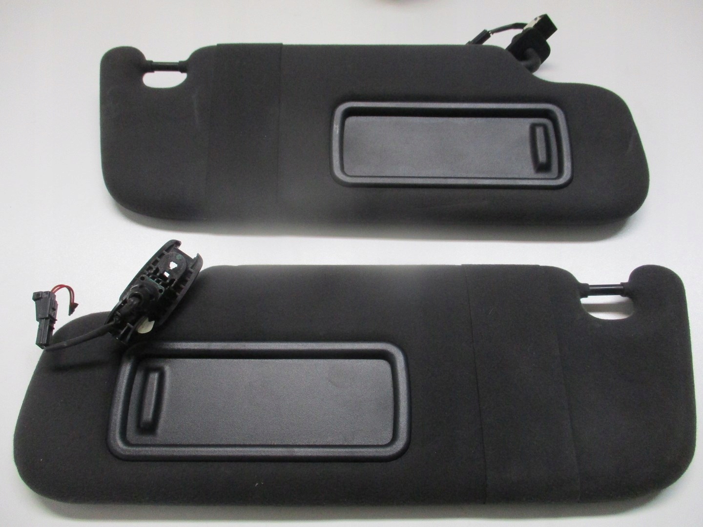 Sloneczko daszek lewy MASERATI LEVANTE