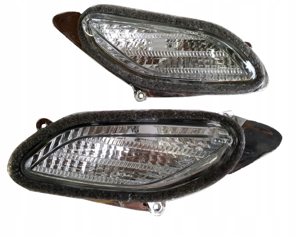 

Kierunkowskaz-y Przód Para Honda St 1300 02-15