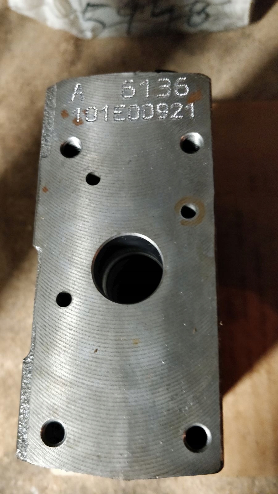 СЕКЦИЯ РАЗДЕЛИТЕЛЯ SAUER-DANFOSS PVG 32 157B6136