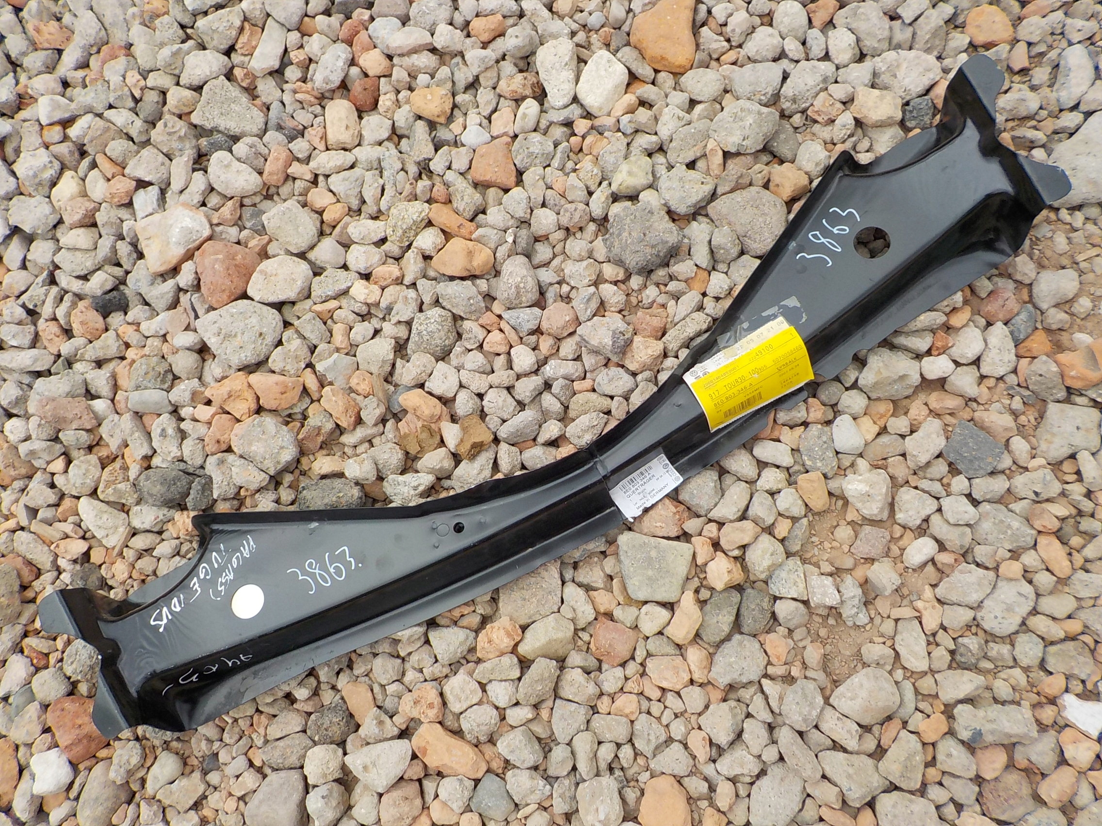 8E0803345C, 8E0803346A - Усилитель заднего ремня AUDI A4 B7 2004-2008