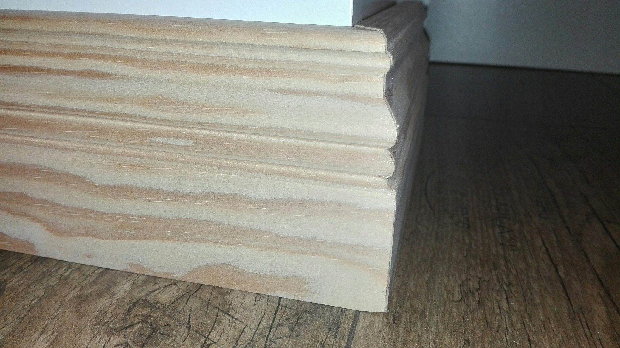 6 cm LISTWA PRZYPODŁOGOWA DEKORACYJNA Cokół Materiał drewno
