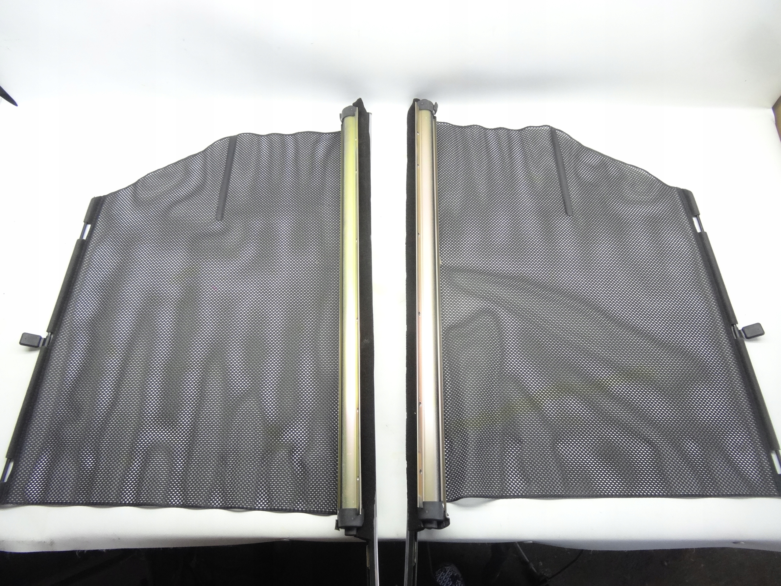 4D0 - AUDI A8 D2 94-02 жалюзи боковые двери жалюзи