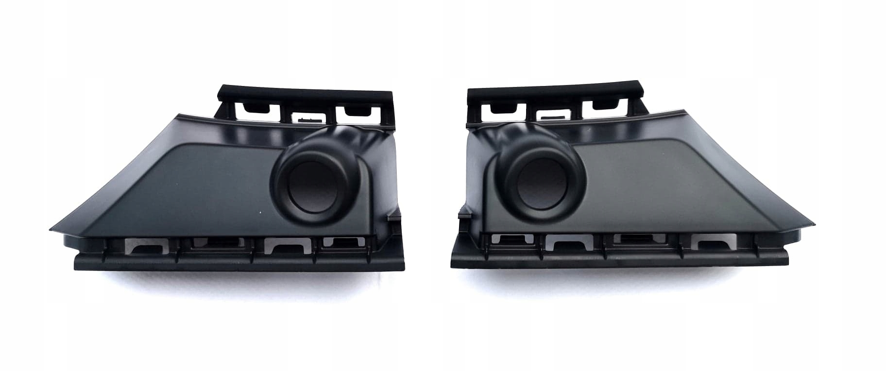 

Kratka w zderzak Mercedes W117 Lewa Prawa Amg Nowe