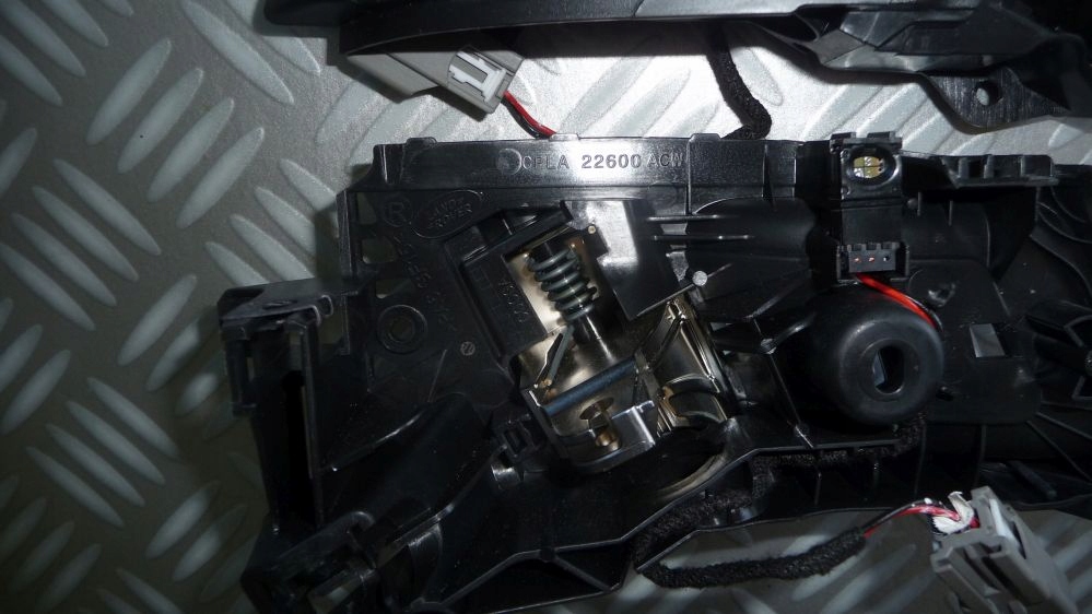 RANGE ROVER SPORT L494 VOGUE L405 KLAMKA WEWNĘTRZNA DRZWI PRAWA PRZÓD TYŁ Producent części Land Rover OE