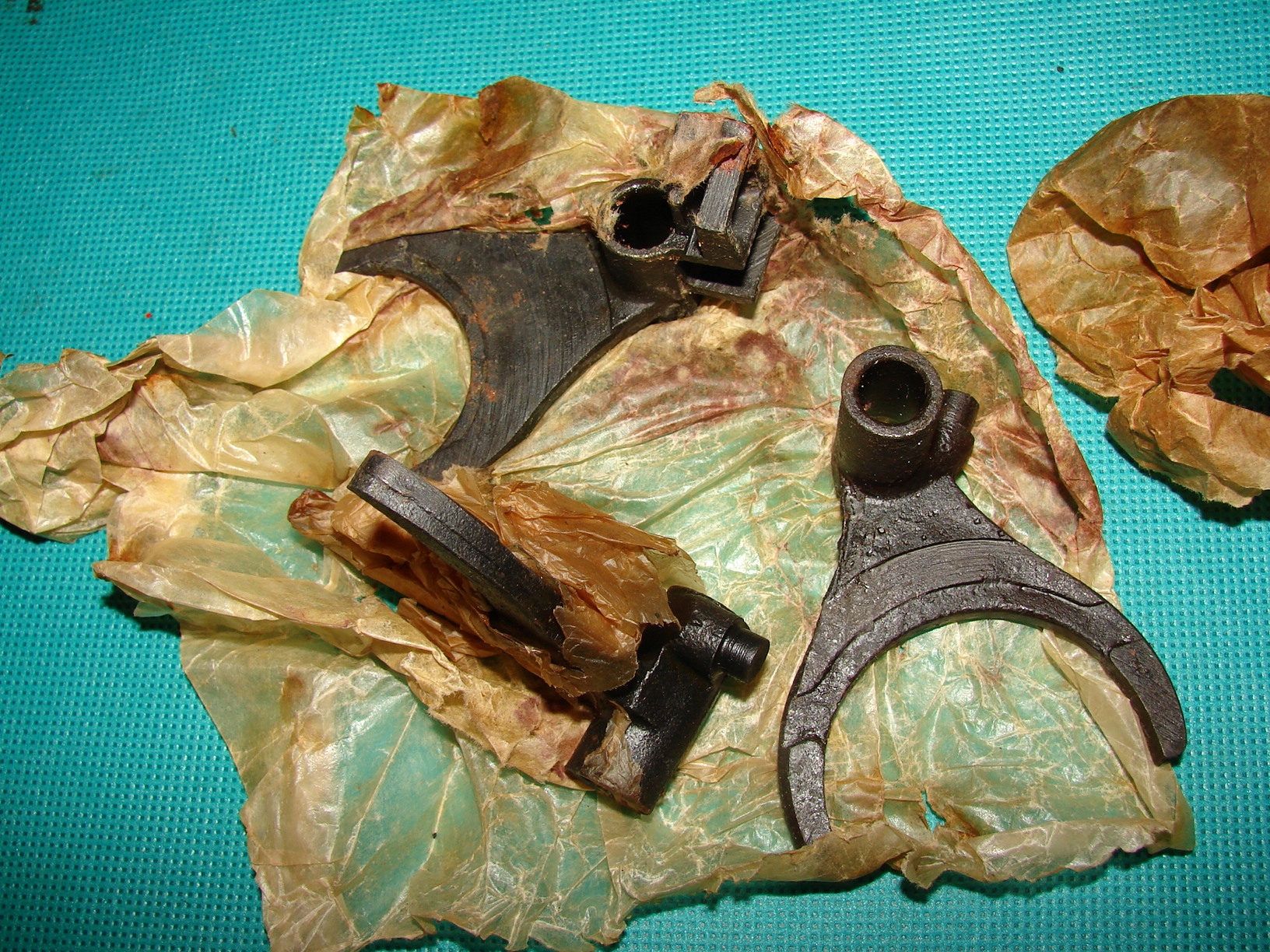 ORYGINALNE WODZIKI SKRZYNI KIJÓW KOMPLET MW,DNIEPR Numer katalogowy części 620568