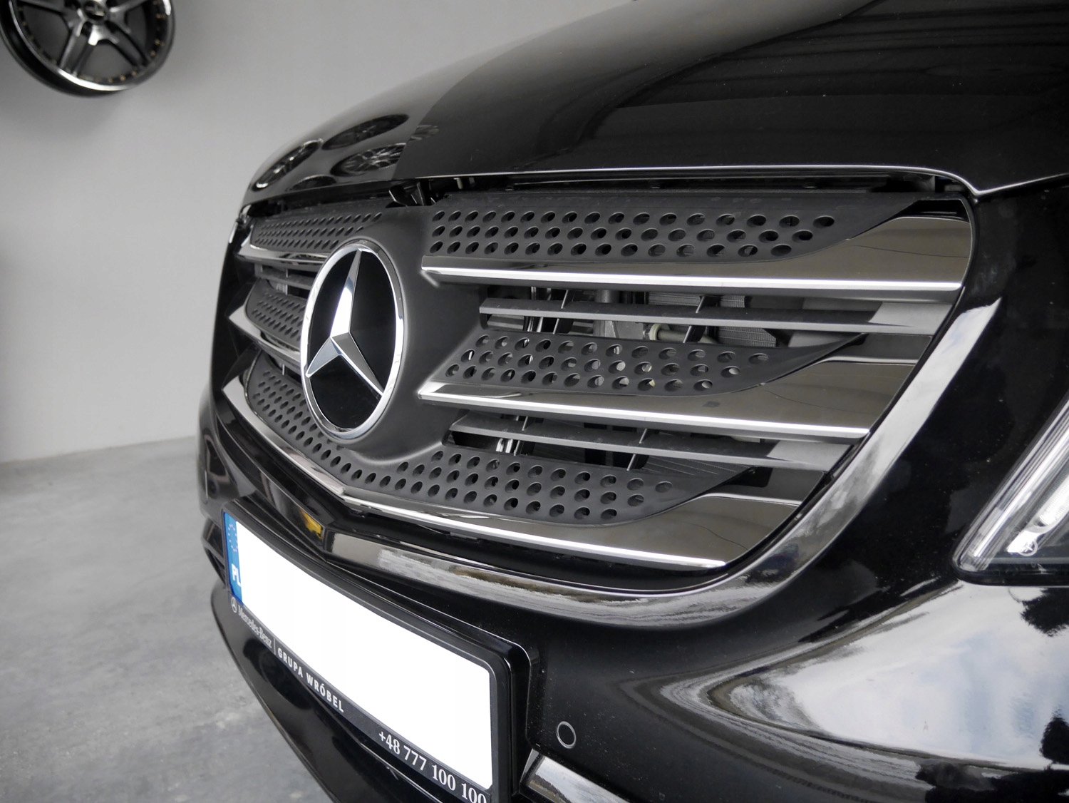 Chromowane listwy grilla Mercedes Vito W447 2014 Manufacturer Omtec