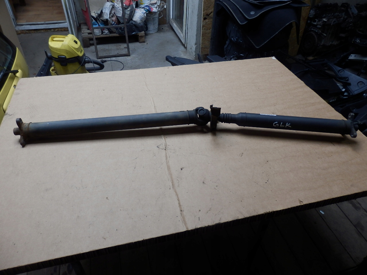 A2047106 2044107106 - Mercedes GLK 320CDI 3.0 V6 приводной вал 4Matic