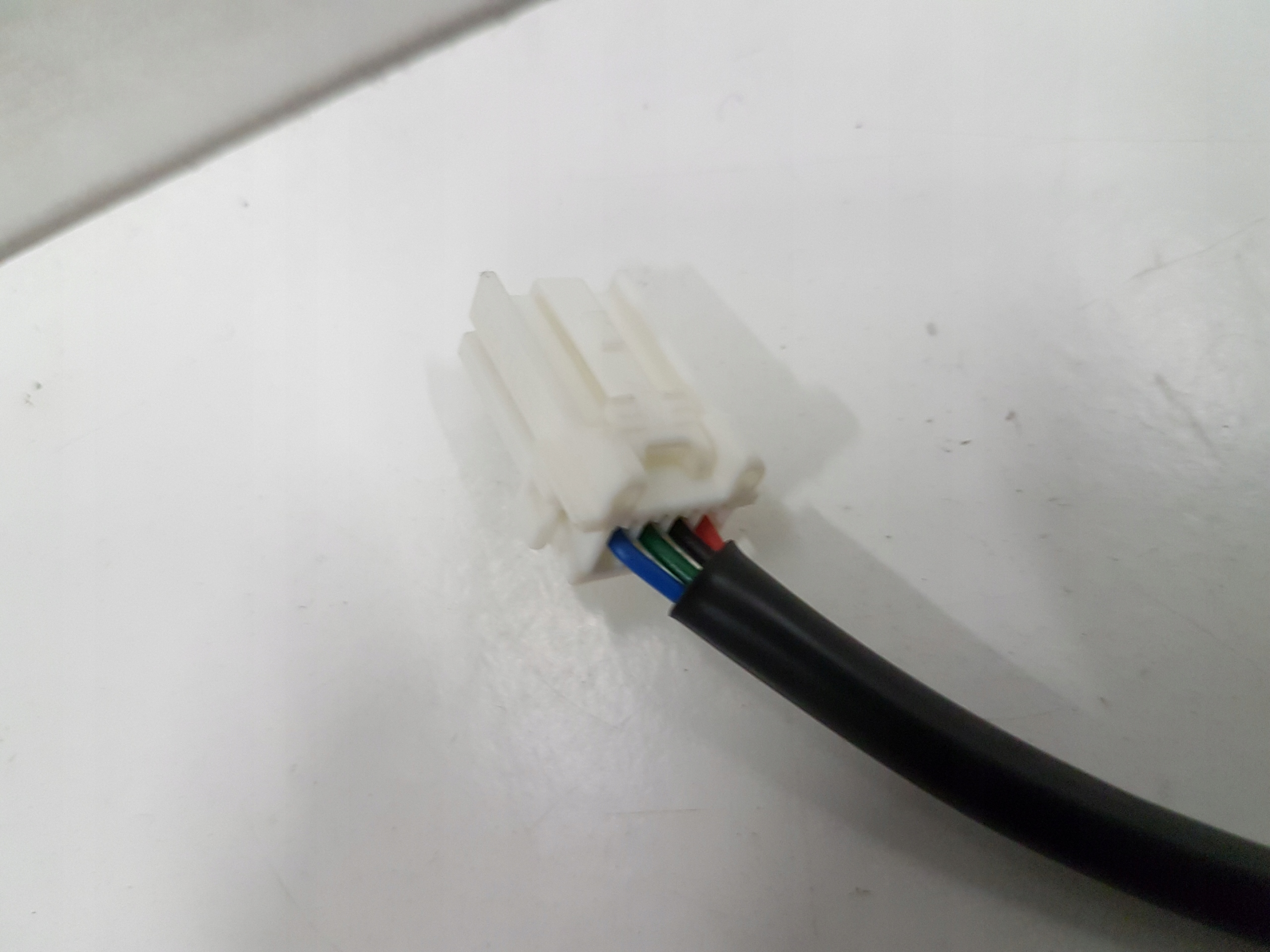 ZAPIĘCIE ZAPINKA PASA LEWY TYŁ INFINITI Q50 13-18 Typ samochodu Samochody osobowe