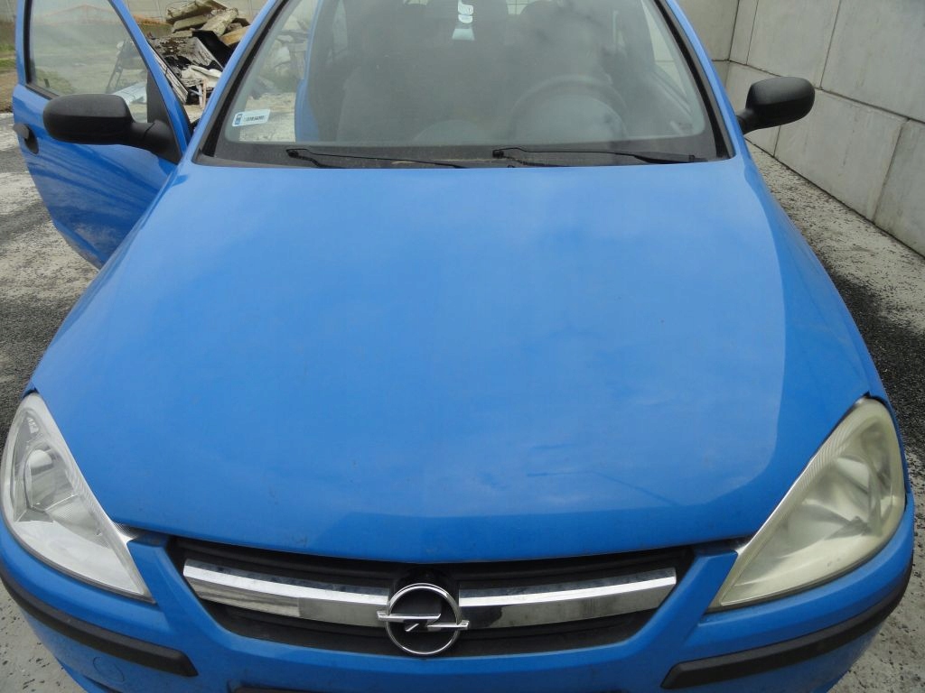 Opel Corsa C bonnet