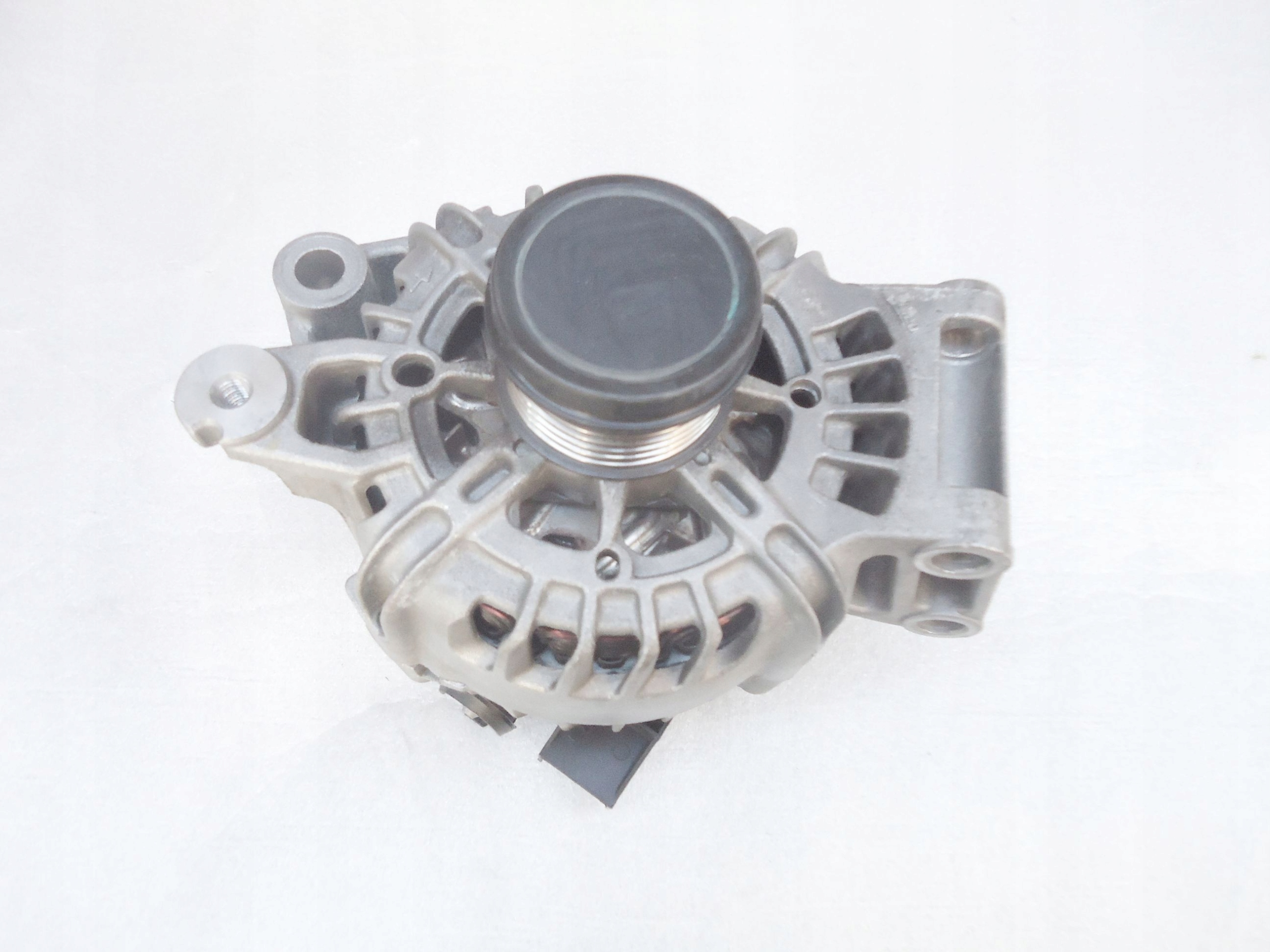 FORD MONDEO KUGA EDGE 1,5ECOBOOST ALTERNATOR Typ samochodu Samochody osobowe