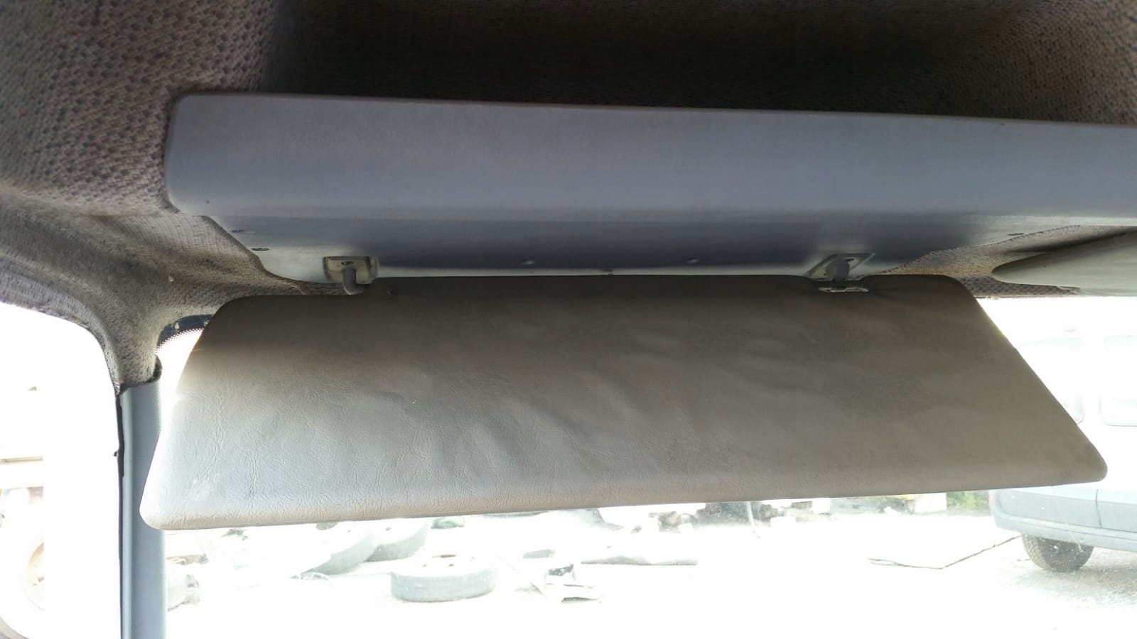 PÓŁKA GÓRNA OSŁONA KLAPA PRZECIWSŁONECZNA MERCEDES