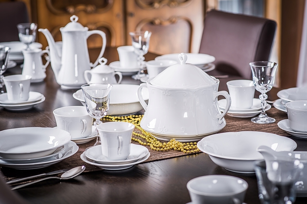 CHODZIEŻ KAMELIA BIAŁA SOSJERKA 450 ml. PORCELANA Typ produktu wielorazowy