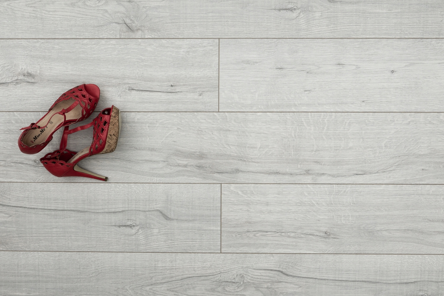 PANELE PODŁOGOWE KRONOTEX ROBUSTO AC5 12MM Jednostka sprzedaży m2