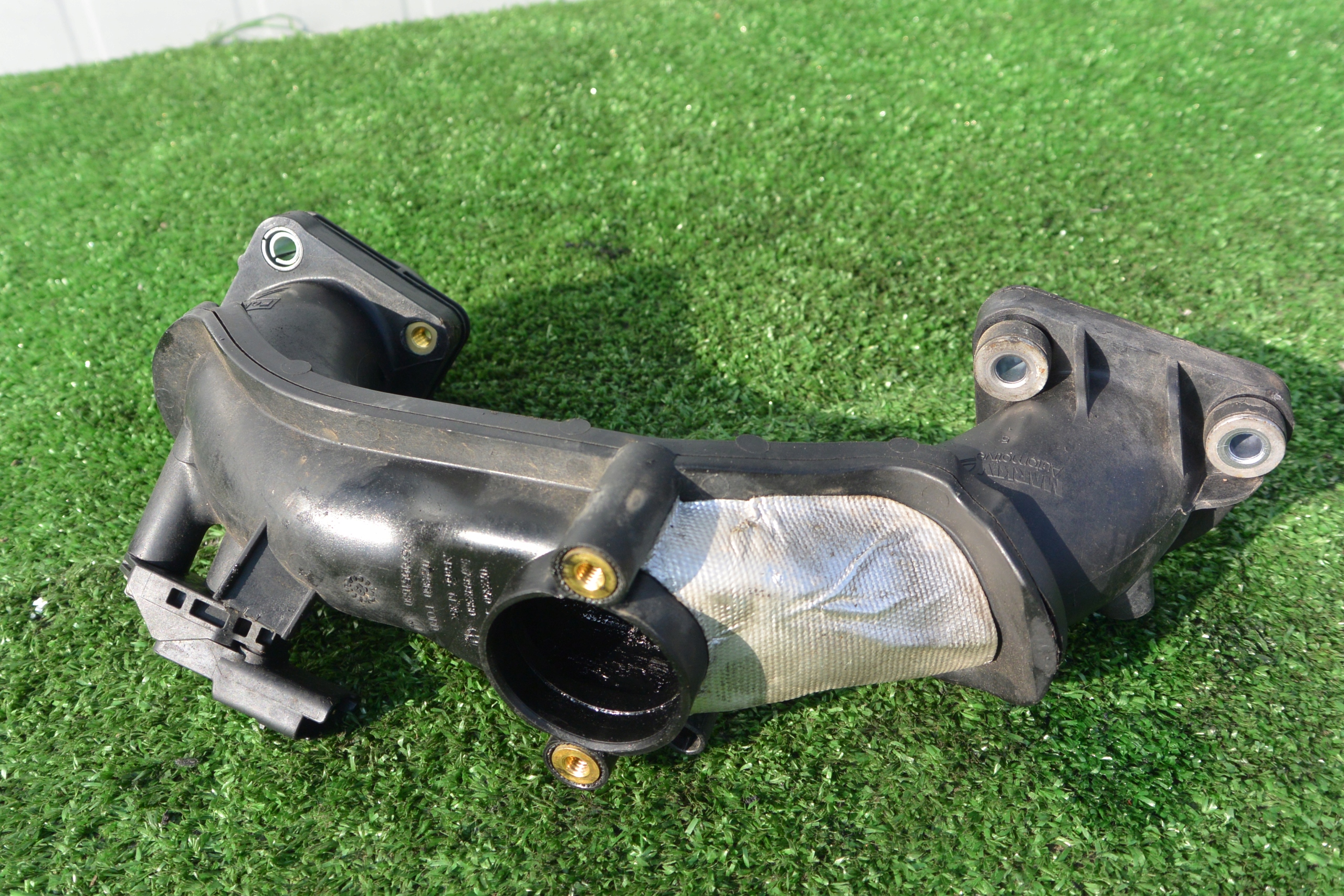 pipe air hose VOLVO 1.6D S60 V60 II LIFT