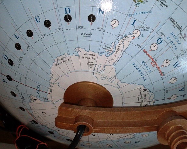 Globus 32 cm PODŚWIETLANY 2w1 320 STREFY APLIKACJA - Polski producent LED Płeć chłopcy dziewczynki