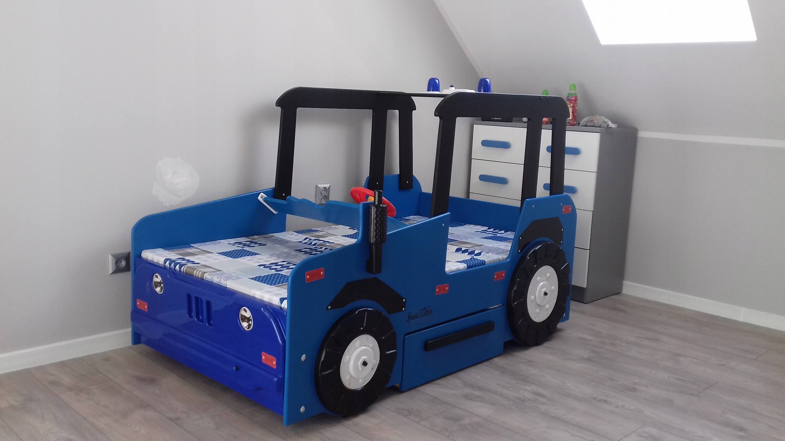 ДЕТСКАЯ КРОВАТЬ АВТО, АВТОМОБИЛЬ, ТРАКТОР, С ЯЩИКОМ