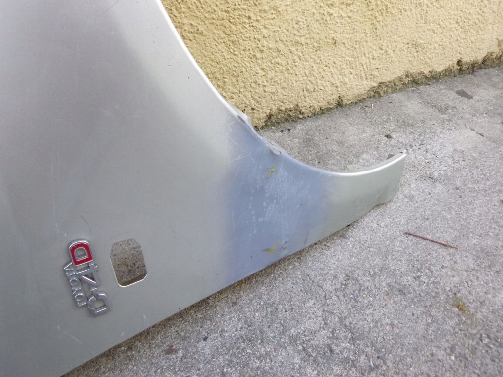 TOYOTA AVENSIS II T25 03- fender front right