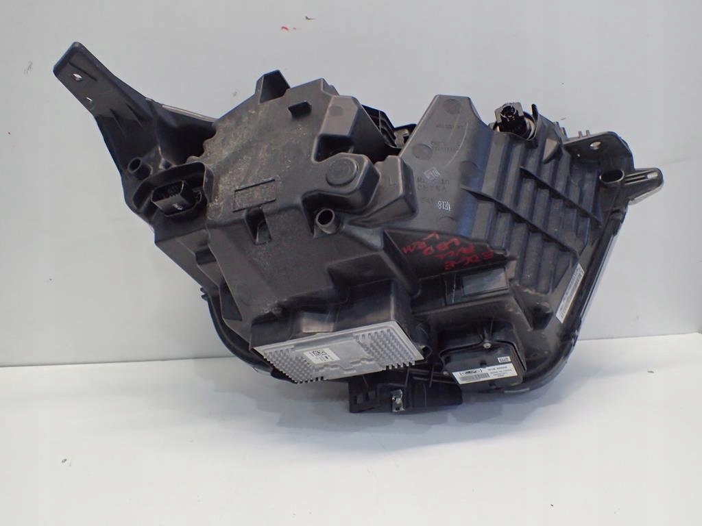 Lampa przód lewa FORD EDGE 16- FULL LED Typ samochodu Samochody osobowe