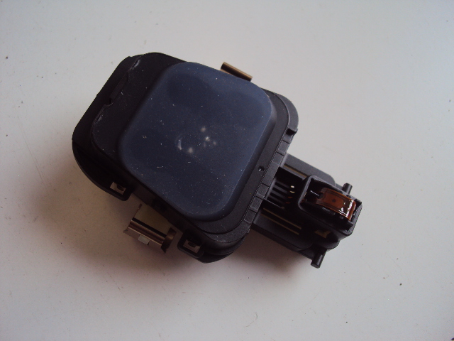 SENSOR CZUJNIK DESZCZU MERCEDES W205 A2059006615 Numer katalogowy części A2059006615