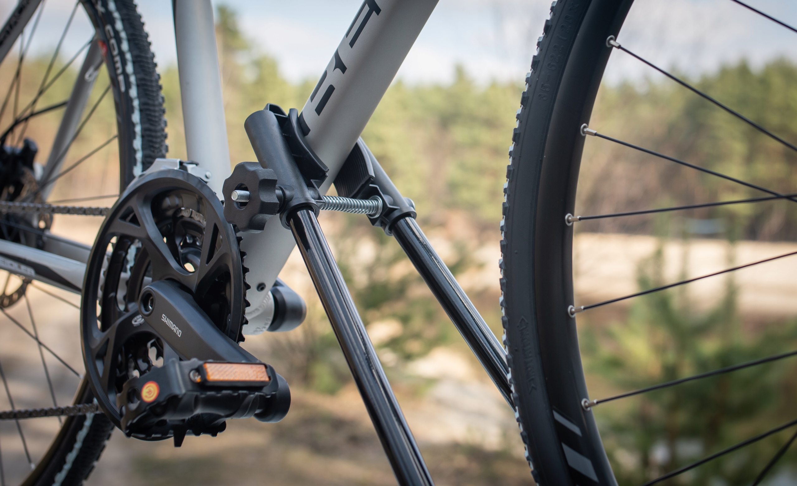 TAURUS 3 UCHWYT ROWEROWY BAGAZNIK ROWEROWY DACH Color black