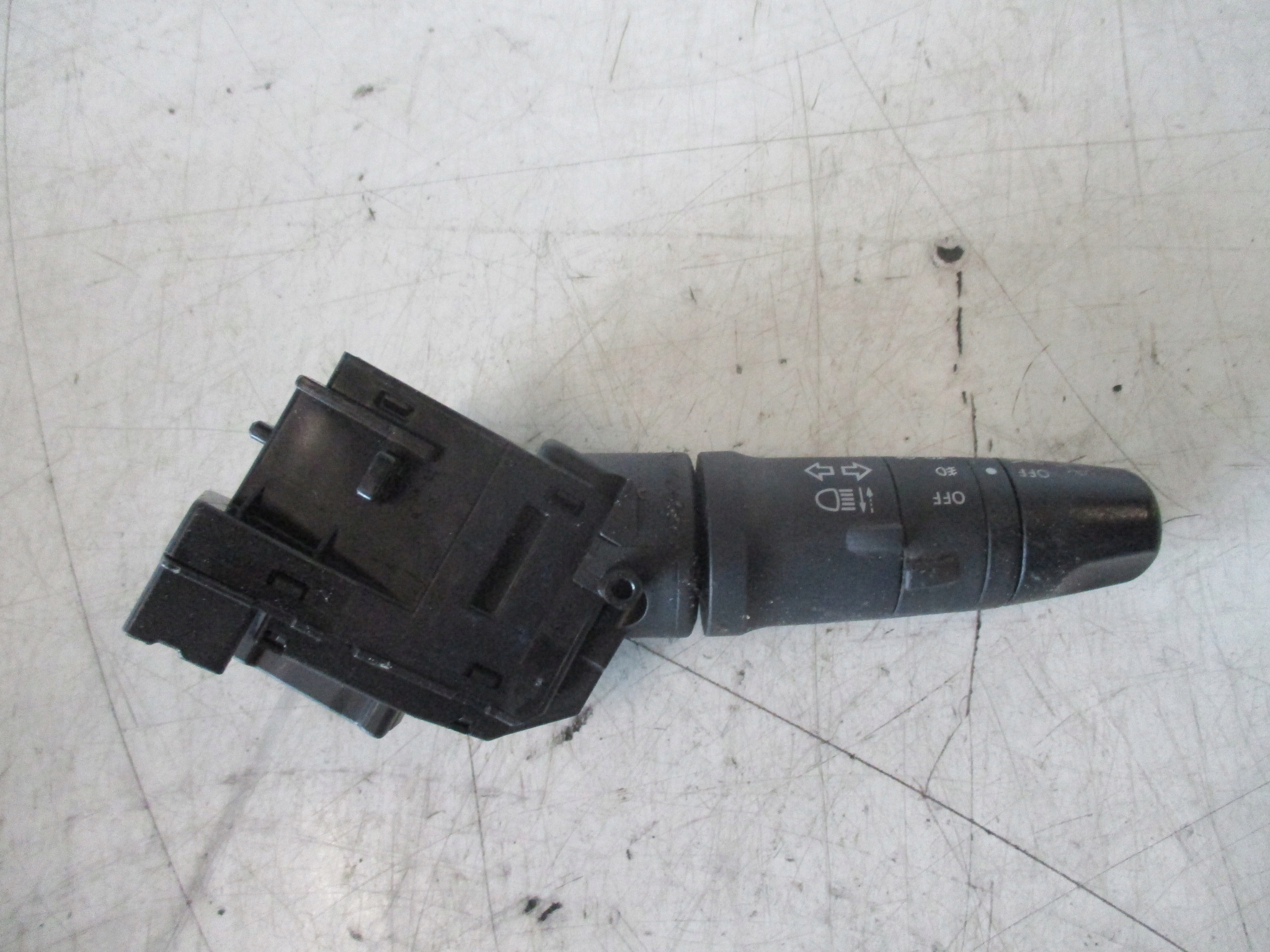 переключатель света nissan PRIMERA P12 2002R