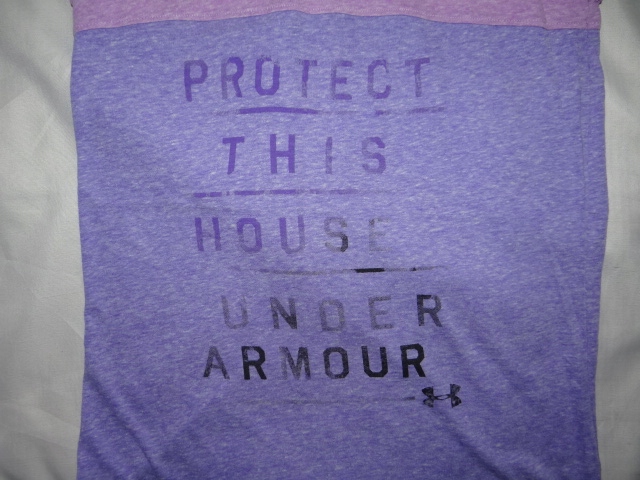 FAJNY TOP - UNDER ARMOUR PROTECT THIS HOUSE Rozmiar S