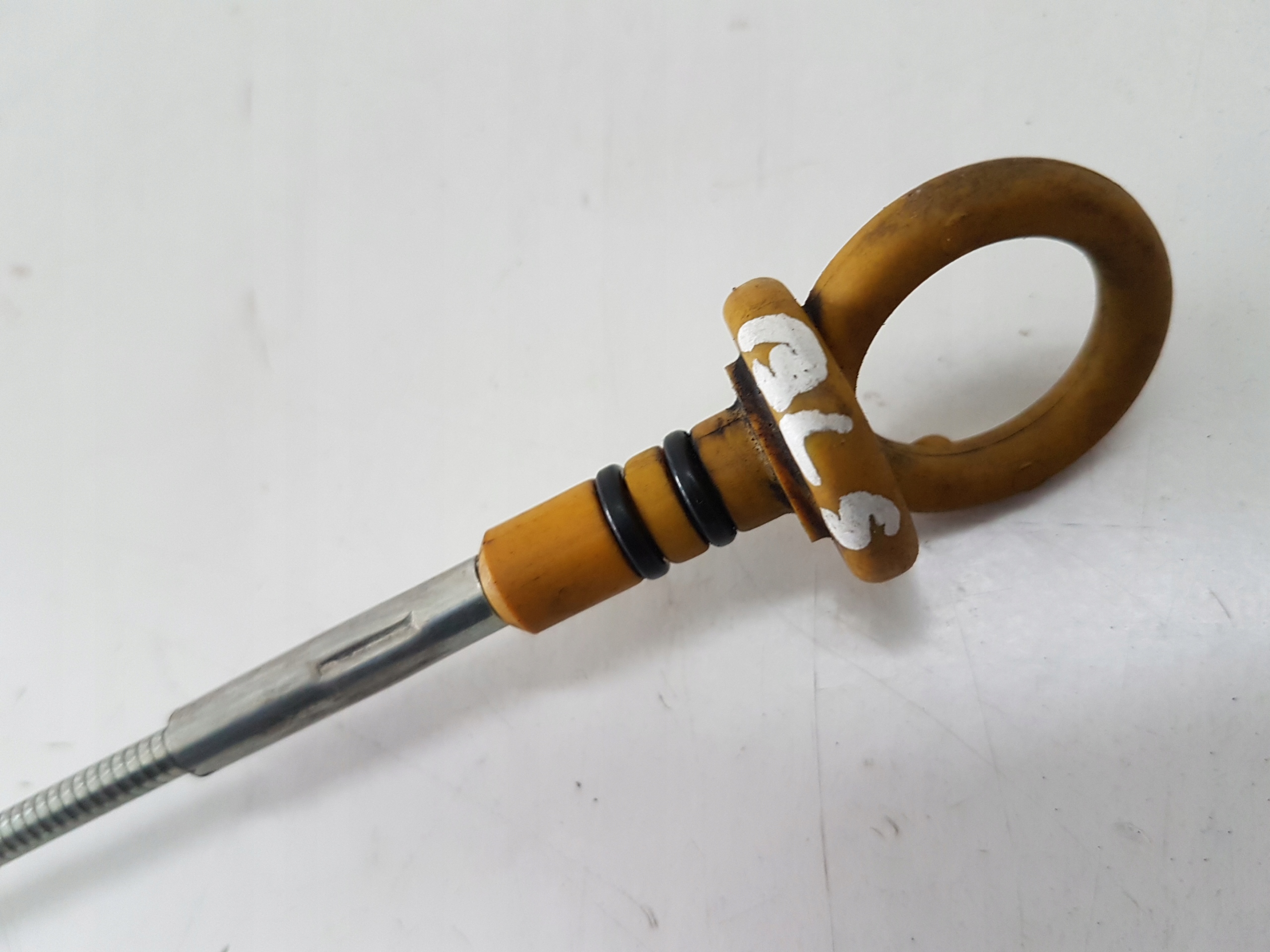 BAGNET MIARKA OLEJU CADILLAC BLS 1.9 D TID 06- Producent części Cadillac OE