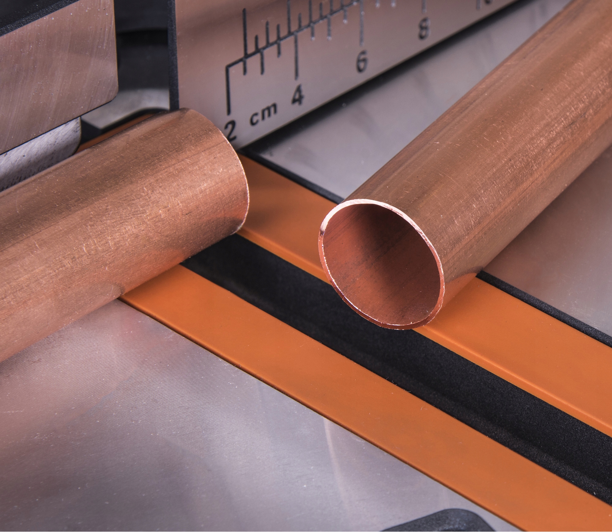 Ukośnica piła ukośna EVOLUTION R185SMS+ z posuwem Drewno Metal ALU PCV Średnica otworu piły 20 mm