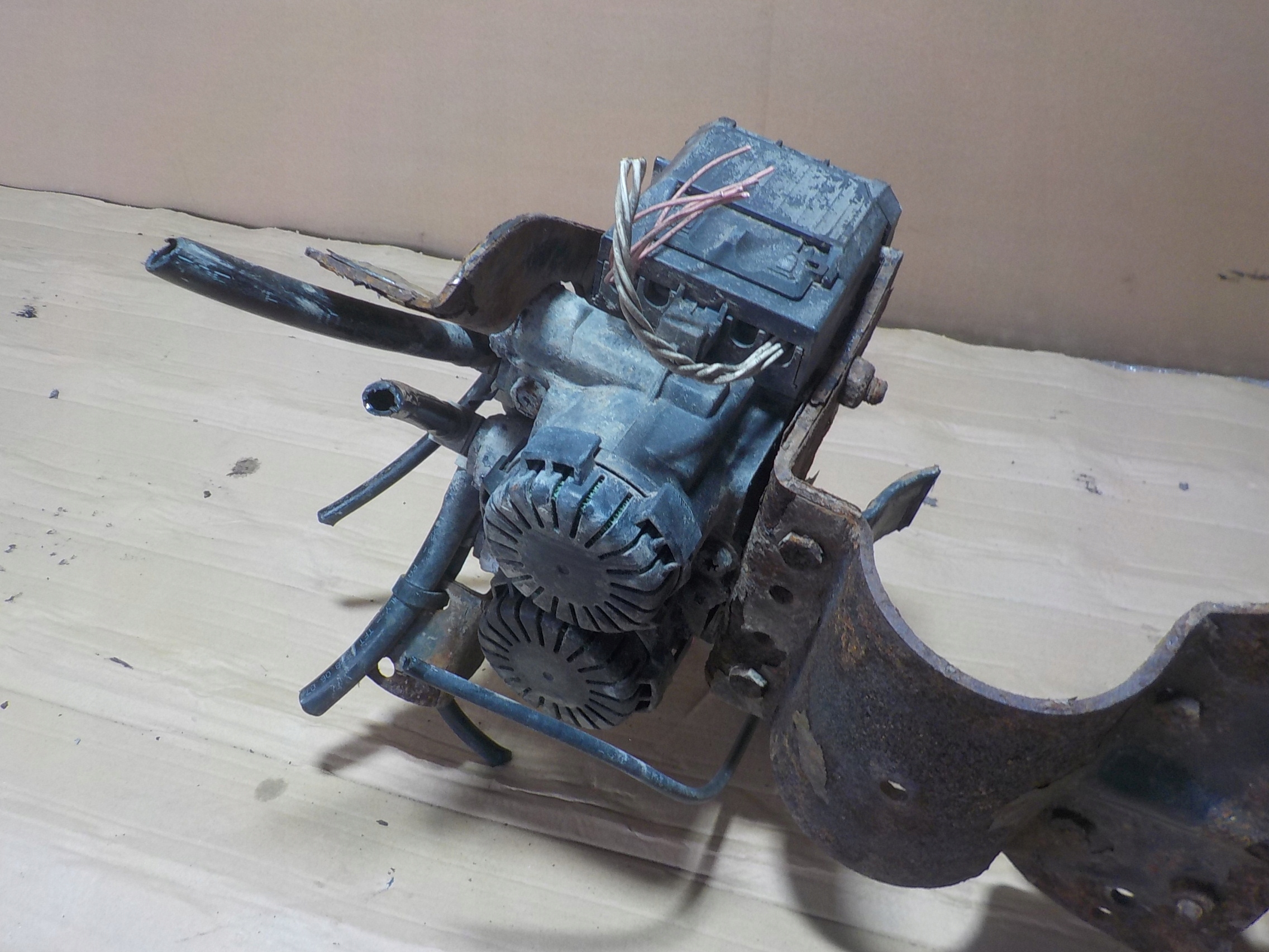 MAN TGA ВОЗДУШНЫЙ КЛАПАН 81521166074