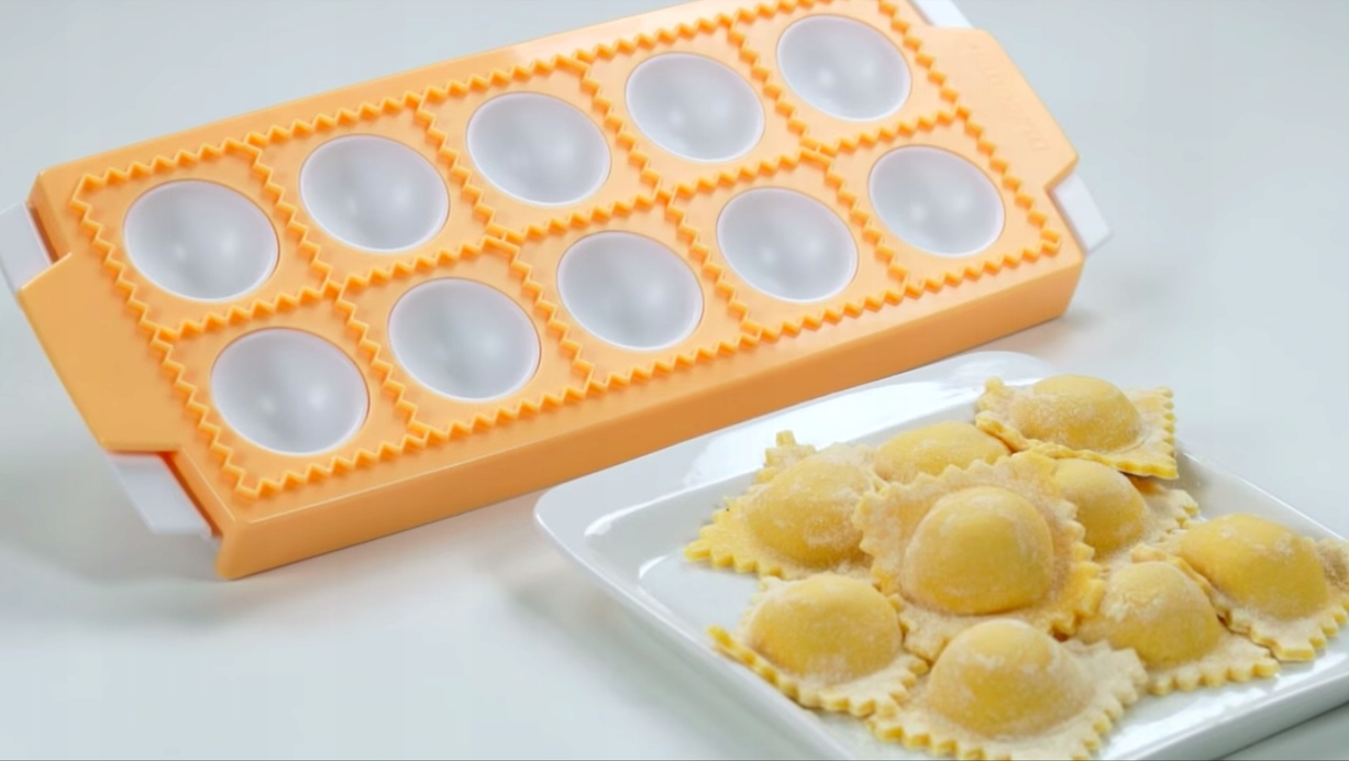 

Forma Na Okrągłe Ravioli Pierożki Tescoma 10SZT