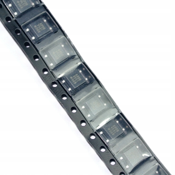 

SFH690BT Vishay Transpotor Smd SOP4 [1szt] #B351
