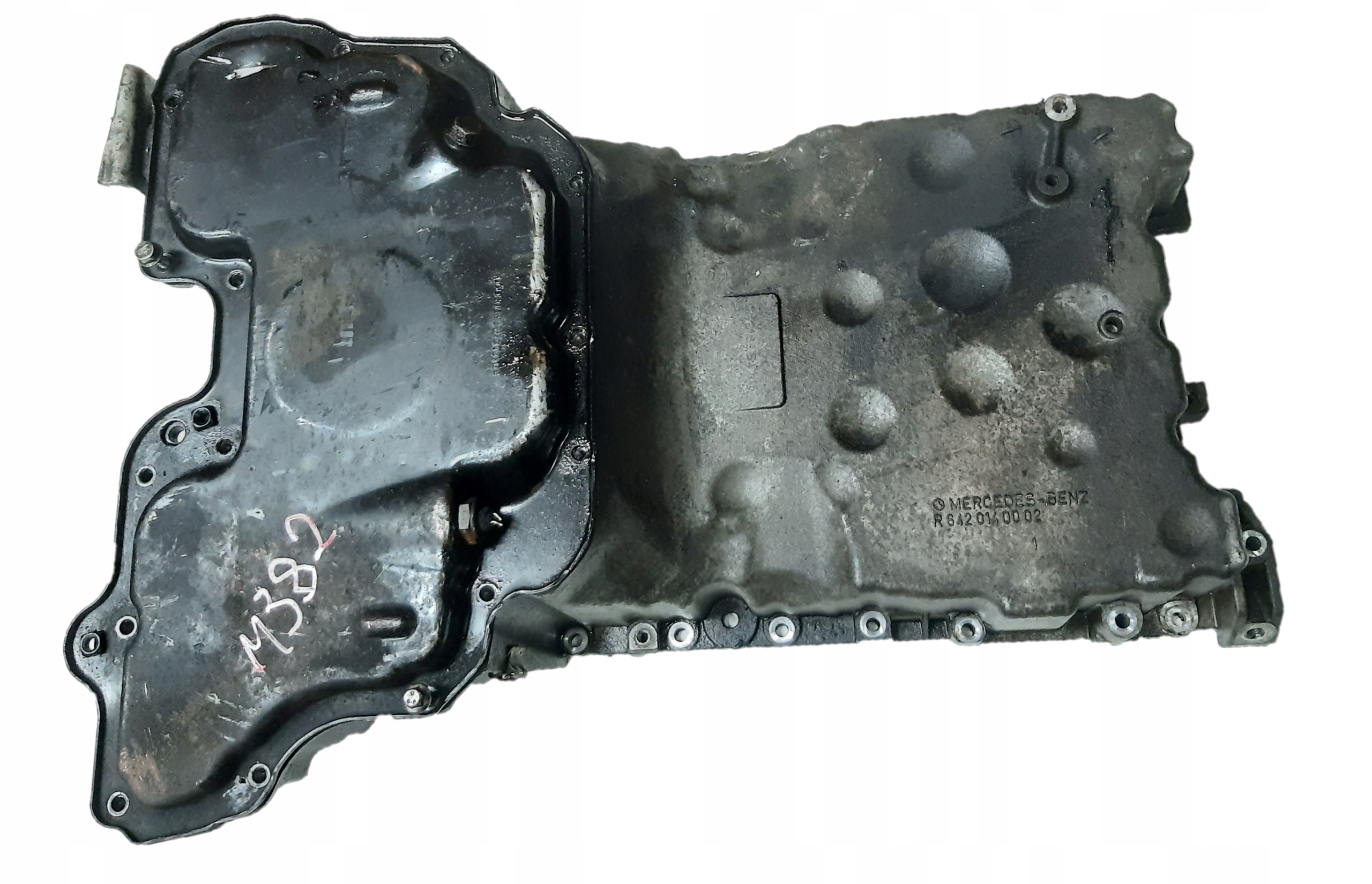 A6420100928 - M382 масляный поддон MERCEDES 3.2 CDI R6420140002