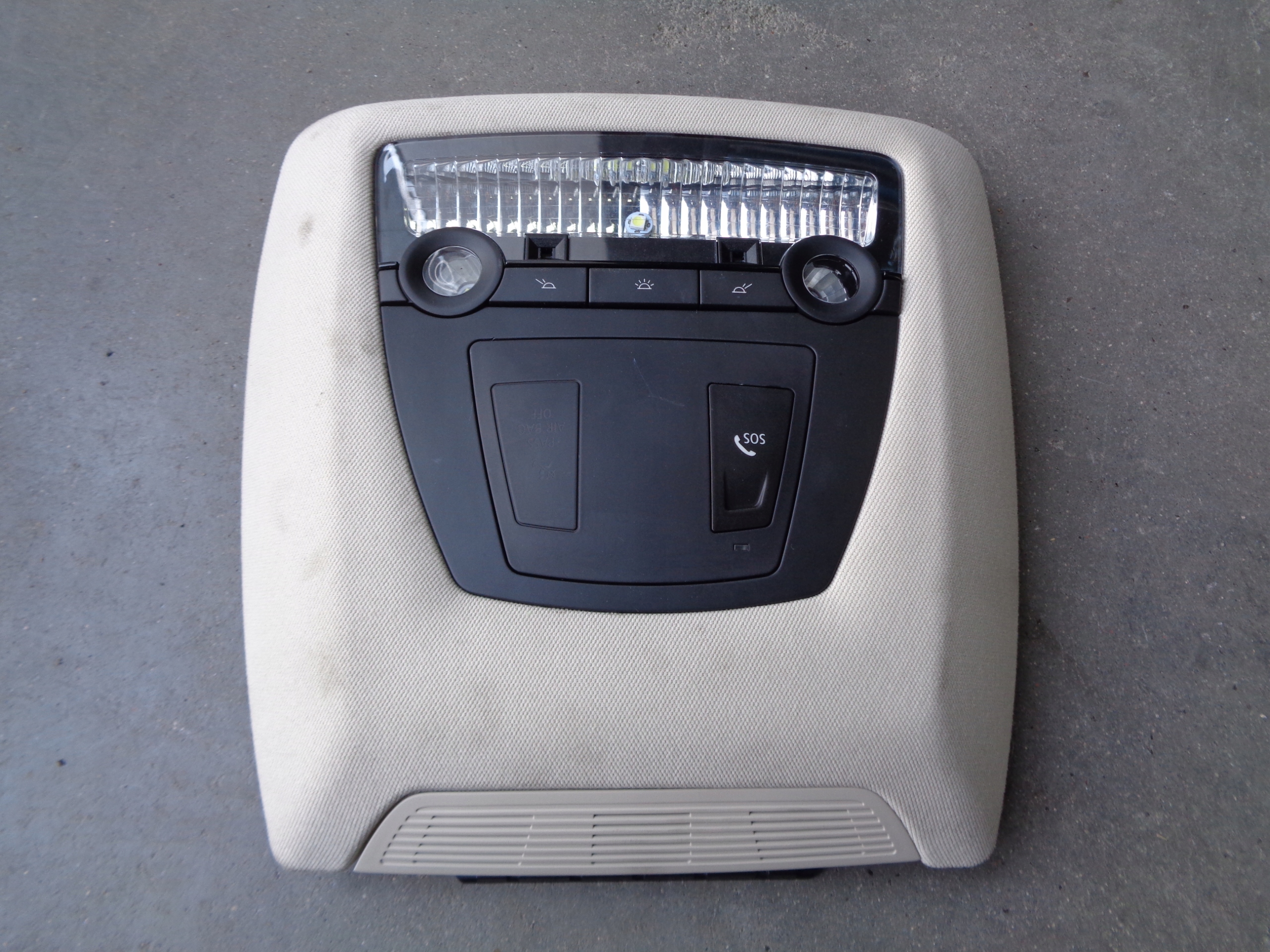 MODUL OSWIETLENIE KABINY CY75269 BMW 7 F01 F02 F10