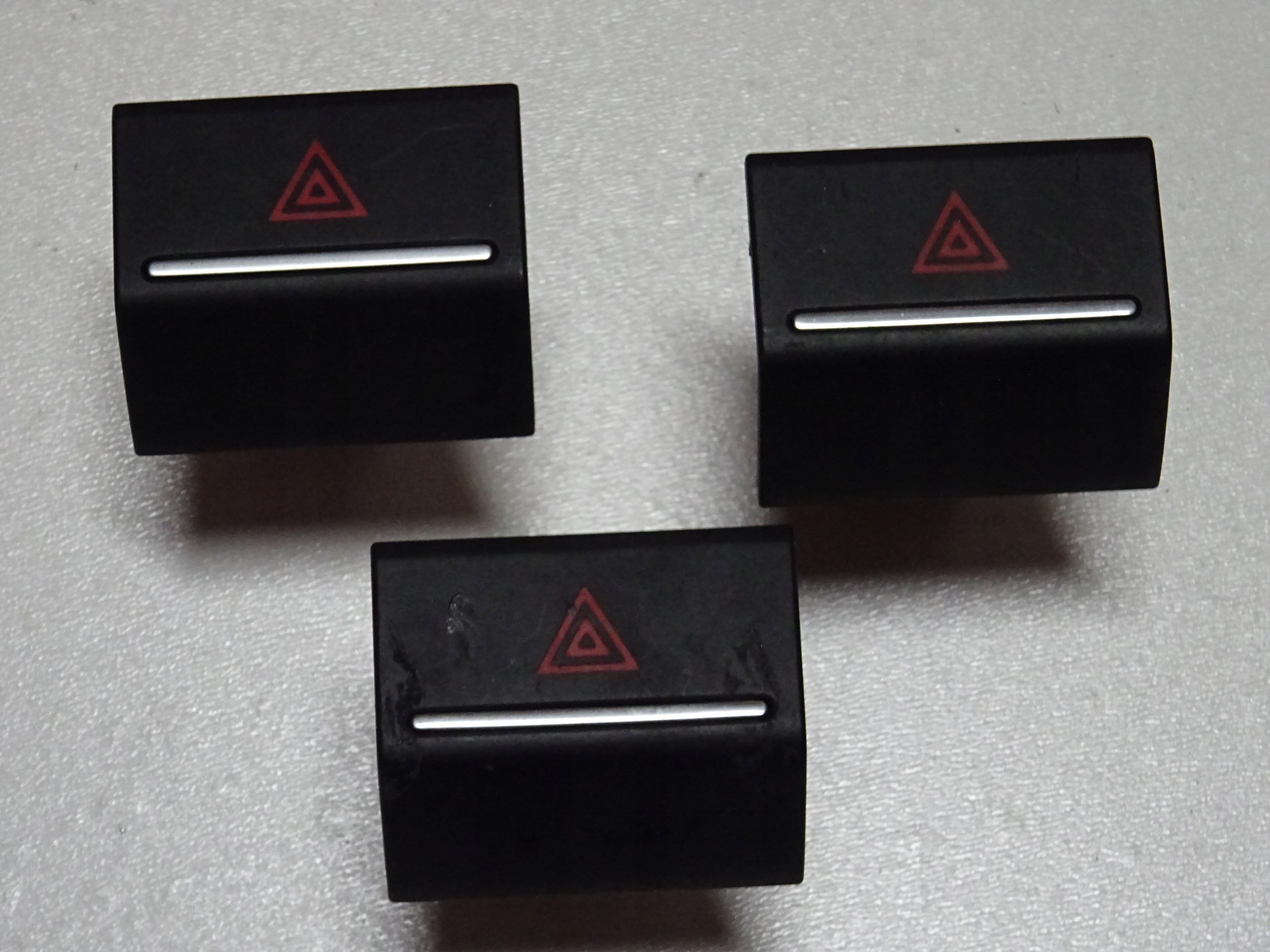 VW BEETLE PRZYCISK WŁĄCZNIK AWARYJNYCH 5C5953509B