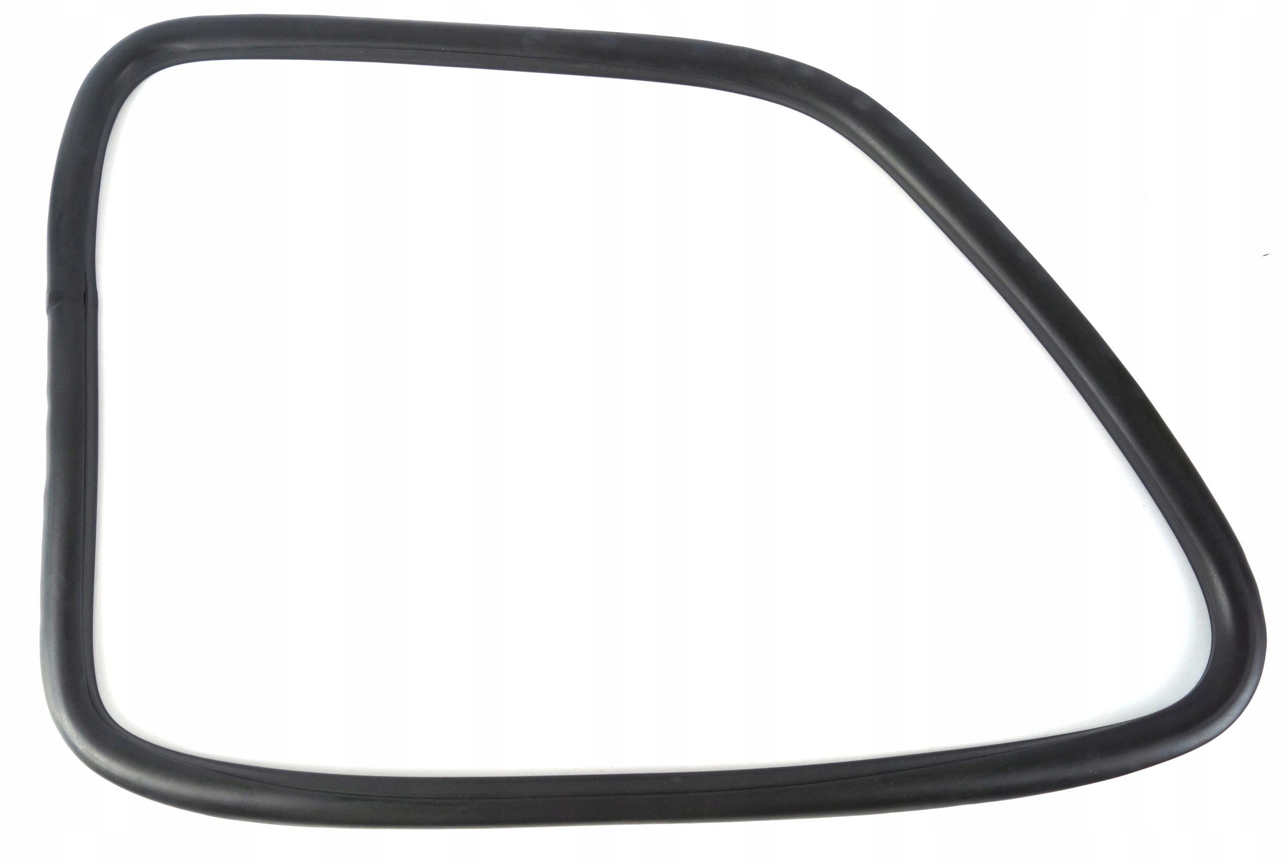 

Uszczelka szyby boczna lewa Fiat 126p Maluch