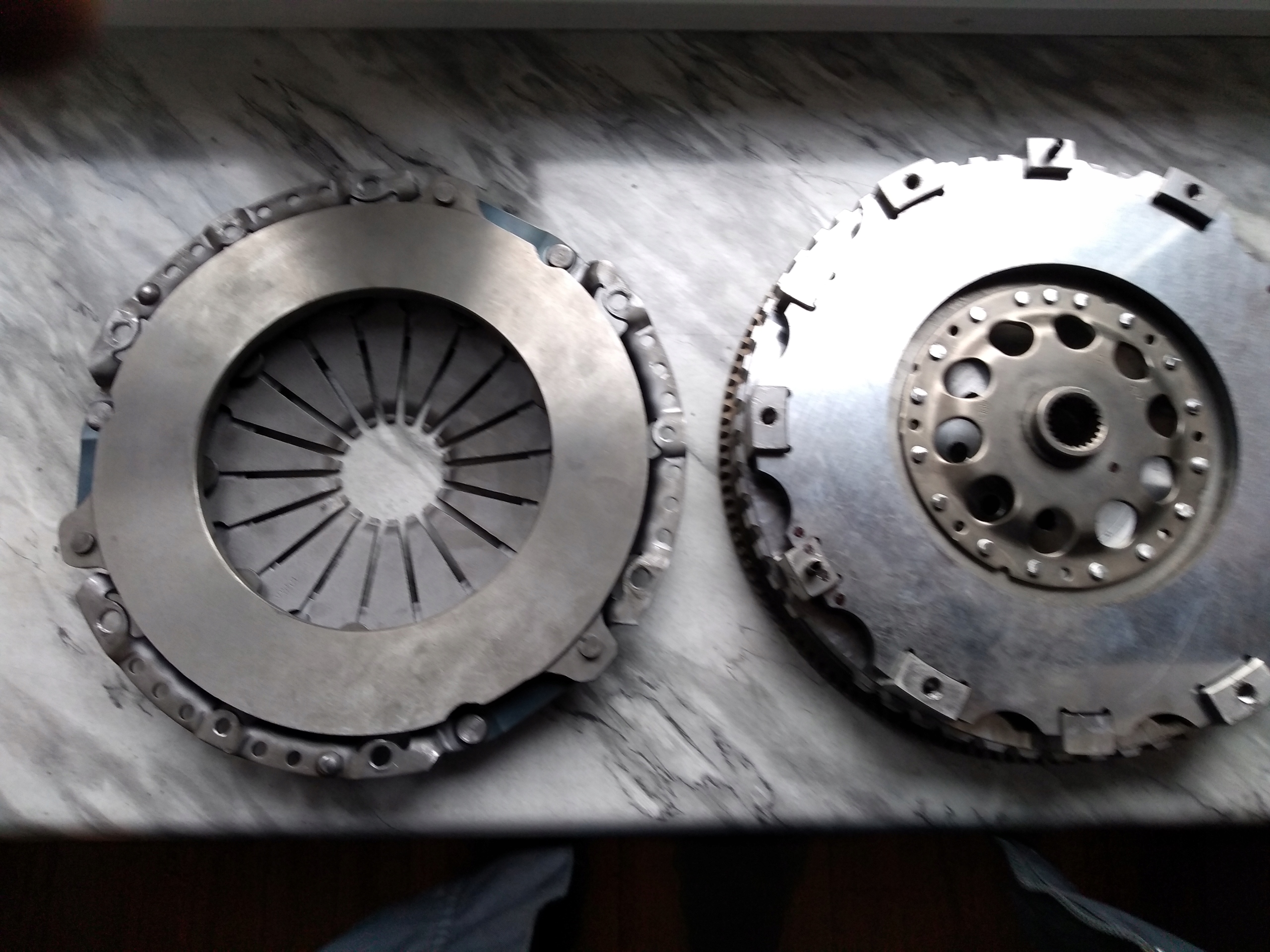 DWUTARCZOWE SPRZĘGŁO AUDI 2.7 bi Turbo 1000Nm Typ samochodu Samochody osobowe