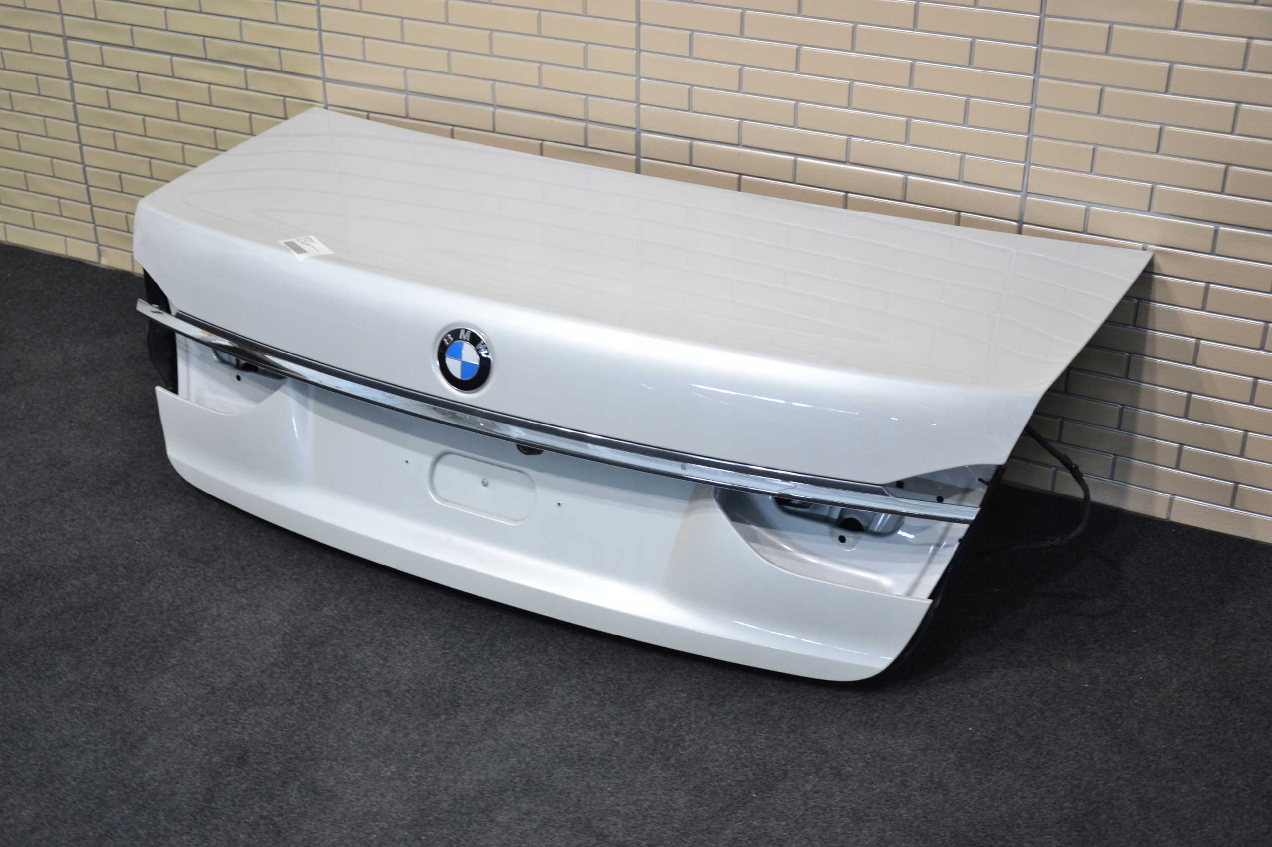 BMW G11 G12 KLAPA TYŁ TYLNA KOMPLETNA KOLOR A96 Typ samochodu Samochody osobowe