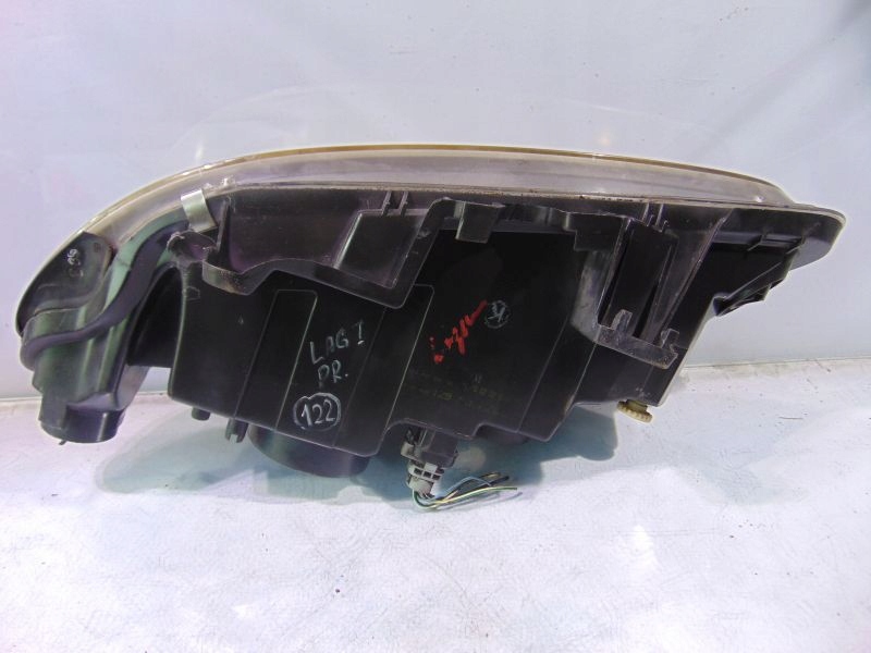 Фара правая renault LAGUNA и англия