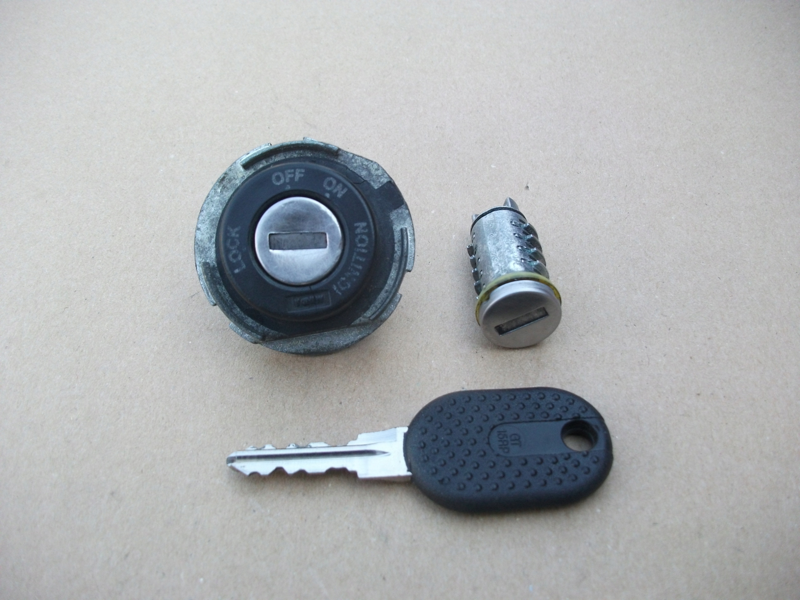 PIAGGIO LIBERTY 50 ЗАМОК ЗАЖИГАНИЯ