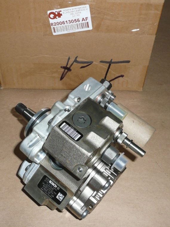 8200211430 8200246722 - ИНЖЕКЦИОННЫЙ НАСОС RENAULT LAGUNA 2.2 DCI 8200613056